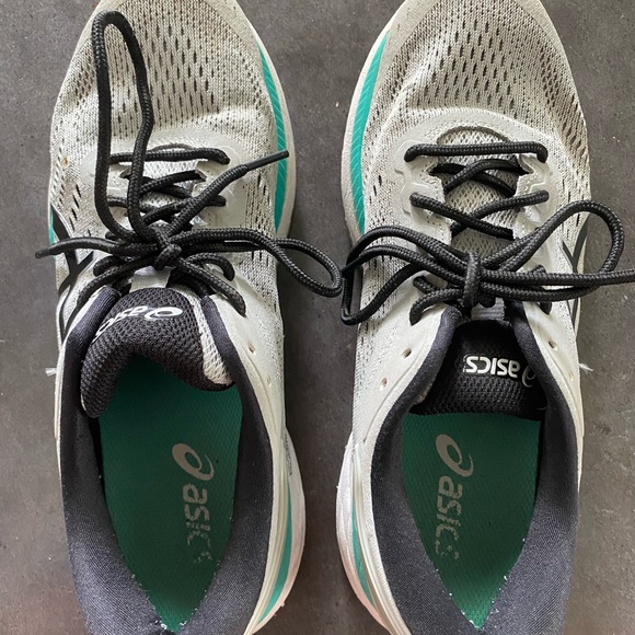 ASICS Women's Gel-Kayano 24 Running Shoe - Picture 14 of 14